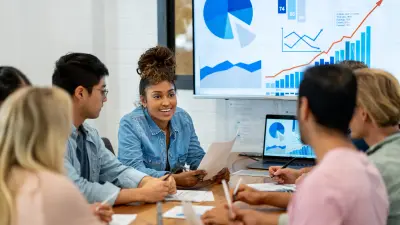 une équipe durant une réunion