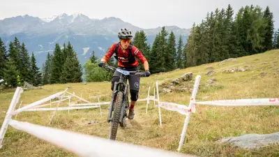 Erlebe abwechslungsreiche Trails an der Bosch eMTB Challenge