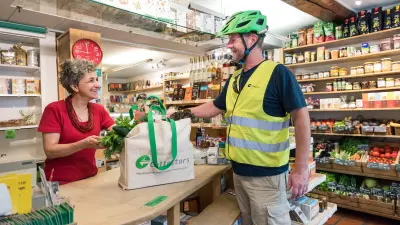 Freiwillige, Sponsoren und Spender
